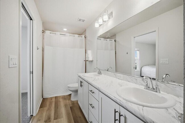 Building Photo - 2731 Idyll Lks Cir
