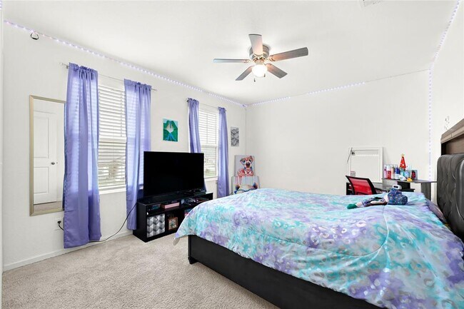 Building Photo - 1013 Lacebark Pne Ln