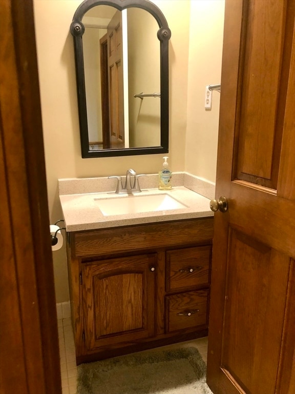 Building Photo - 4 Lois Ln