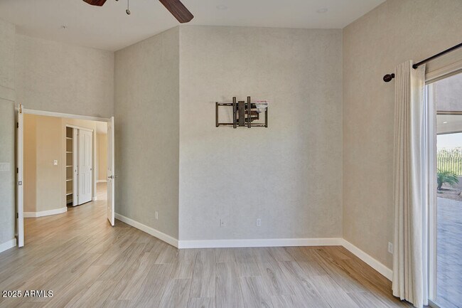 Building Photo - 10278 E Tierra Buena Ln