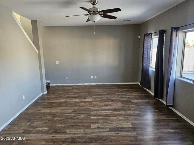 Building Photo - 5910 E Valley View Dr