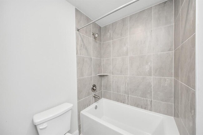 Building Photo - 448 Long Beach Bay Dr