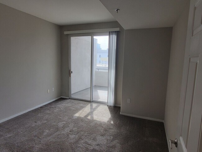 Building Photo - The Mills at Cortez Hills