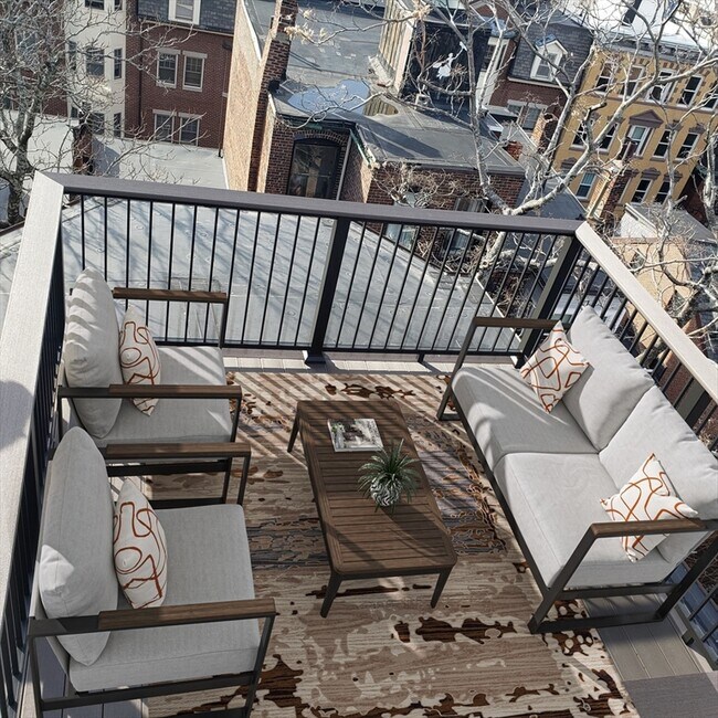 Building Photo - 25 Hancock St