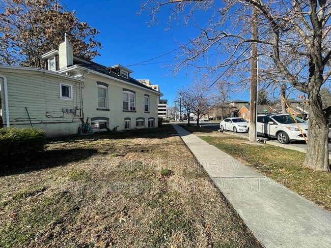 Building Photo - 194 N 100 E