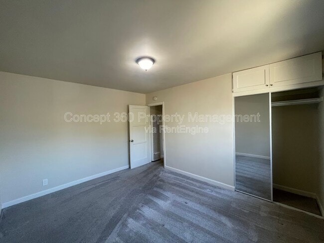 Building Photo - 13719 Yukon Ave