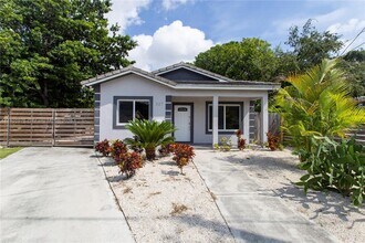 Building Photo - 327 NW 47th St