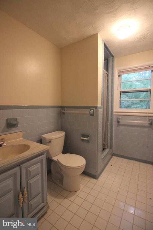 Building Photo - 907 Hillcrest Dr SW