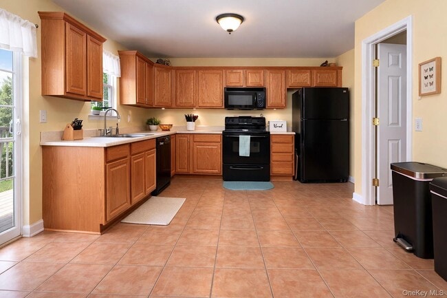 Building Photo - 2040 State Route 17k