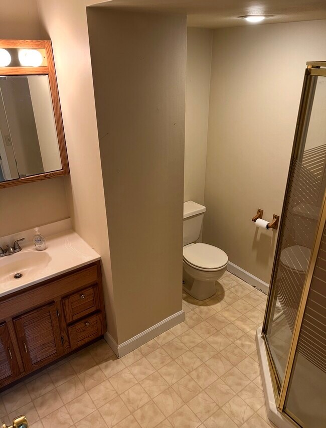 Building Photo - 18 Duffy Ct