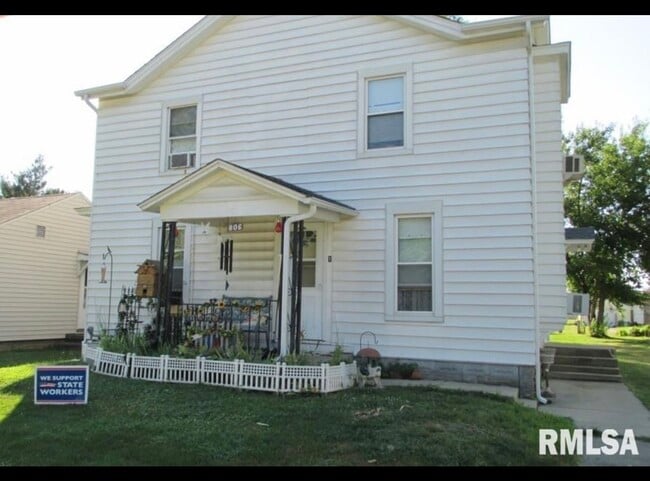 Building Photo - 806 N Hamilton St