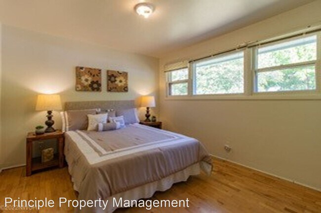Building Photo - 3 br, 2 bath House - 1810 Fairmount Blvd.