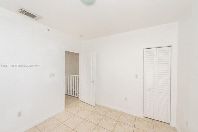 Building Photo - 8041 Harding Ave