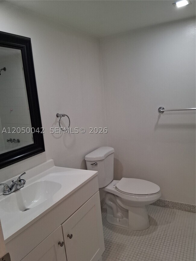 Building Photo - 8315 SW 72nd Ave