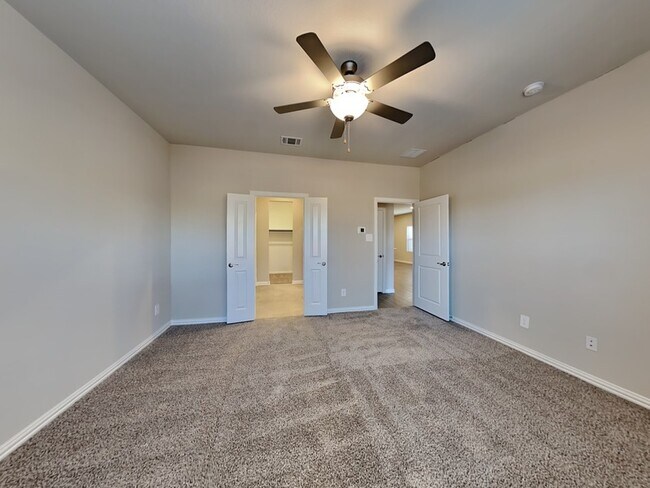 Building Photo - 3316 Celestial Ln