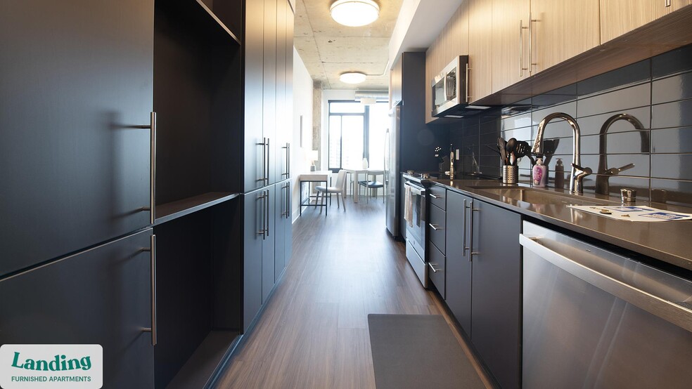 Building Photo - 5201 Leesburg Pike