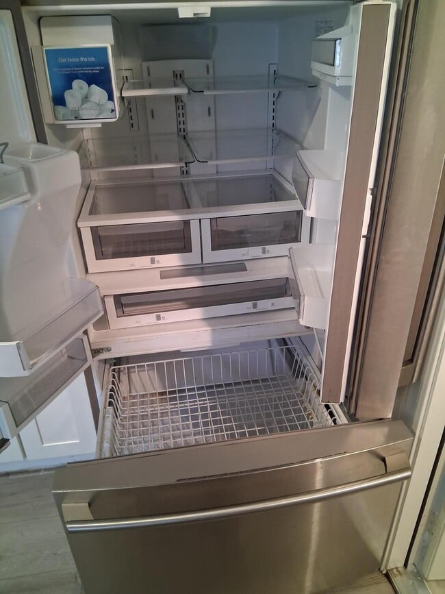 Building Photo - 5815 Garden Ave