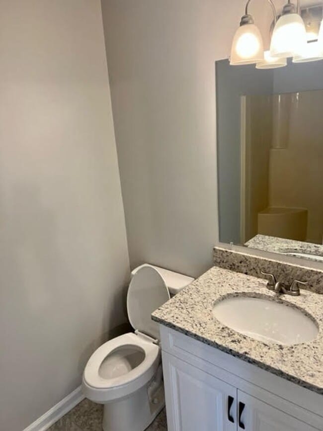 Building Photo - FOR RENT ROSEMONT AREA / VIRGINIA BEACH