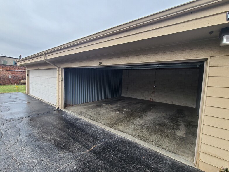 Garage - 100 S Huron St