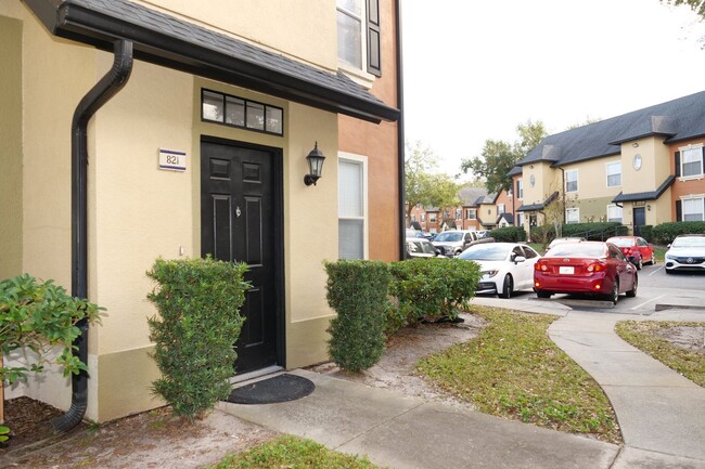 Primary Photo - Beautiful 2 Bed 2 Bath second floor condo ...