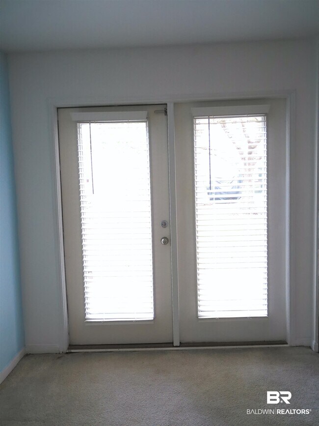 Building Photo - 1517 Regency Rd