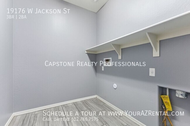 Building Photo - 19176 W Jackson St