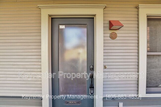 Building Photo - 812 NW 7th St