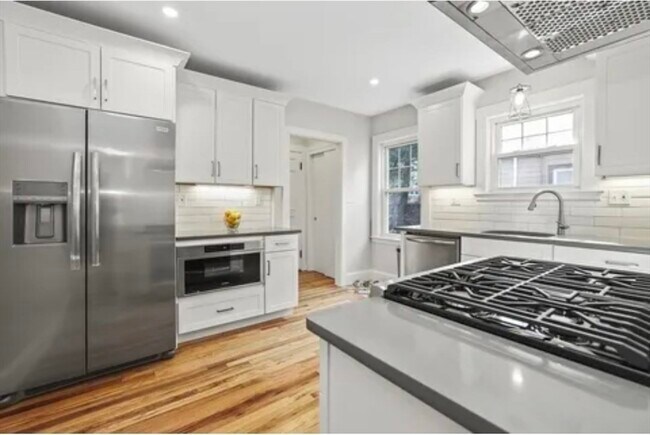 Building Photo - 37 Gallivan Blvd