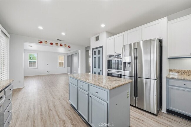 Building Photo - 34161 Camelina St