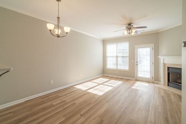 Building Photo - A Cozy 2bedroom Town home in Fort Mill