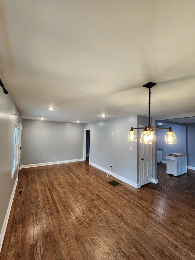 Living Room/Dining Room (Empty) - 1377 Avon Ave SW