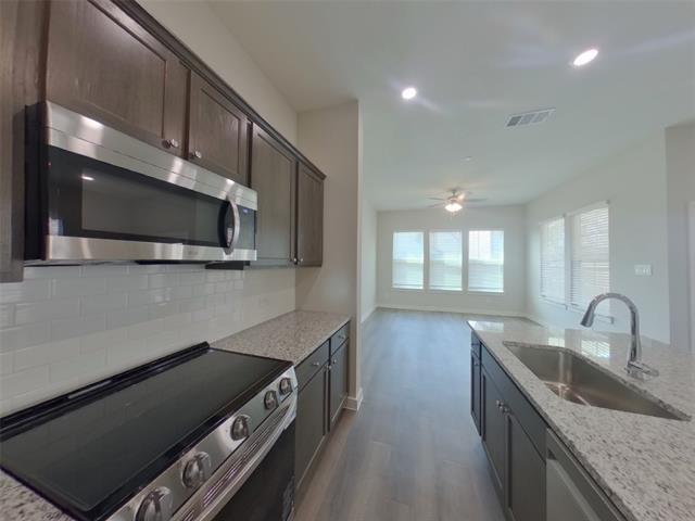 Building Photo - 206 Ledburn Ct