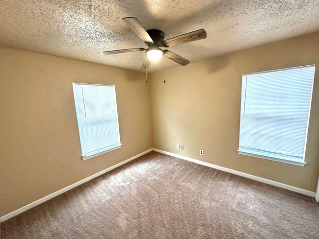 Building Photo - Cozy 2 bedroom in Killeen Tx