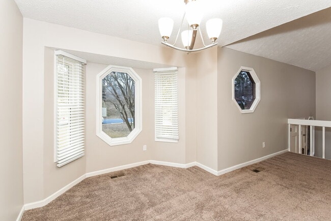 Building Photo - 3258 Willa Way