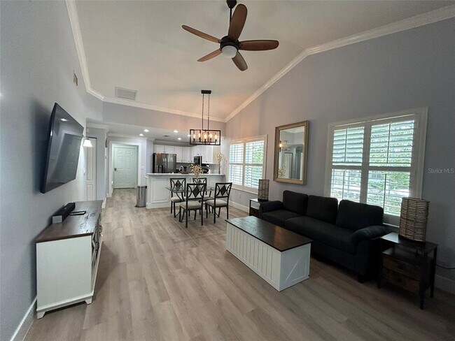 Building Photo - 3702 54th Dr W