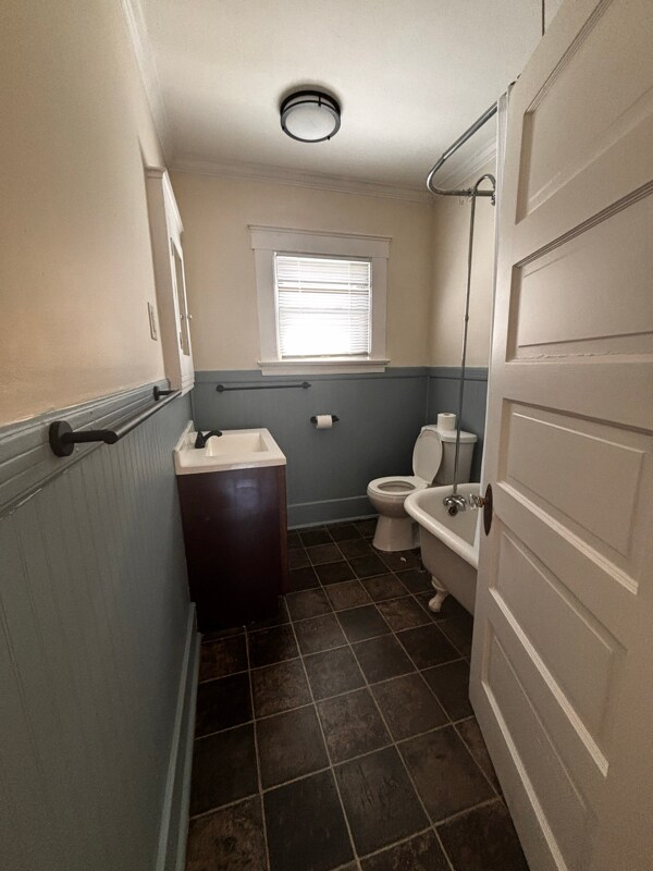 Building Photo - 418 Crossett St