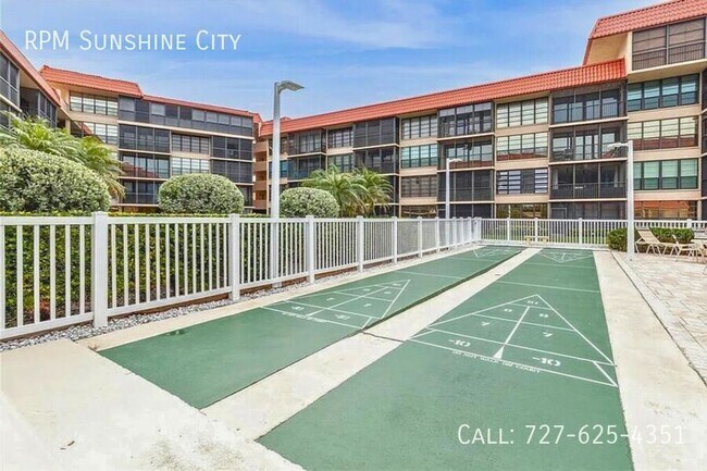 Building Photo - 17580 Gulf Blvd