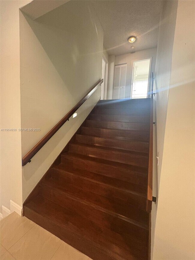 Building Photo - 4520 NW 52nd St