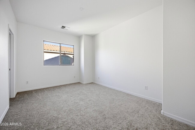 Building Photo - 5643 E Alder Ave