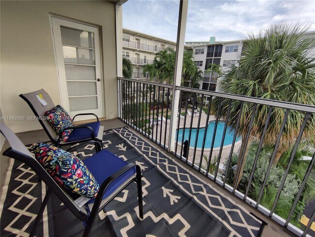 Building Photo - 4117 Bougainvilla Dr