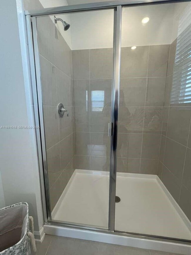 Building Photo - 5984 Zen Wy