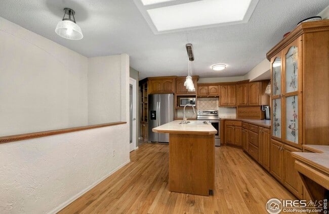 Building Photo - 1621 Kennedy Ave