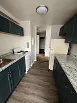 Building Photo - 30 Gillett St