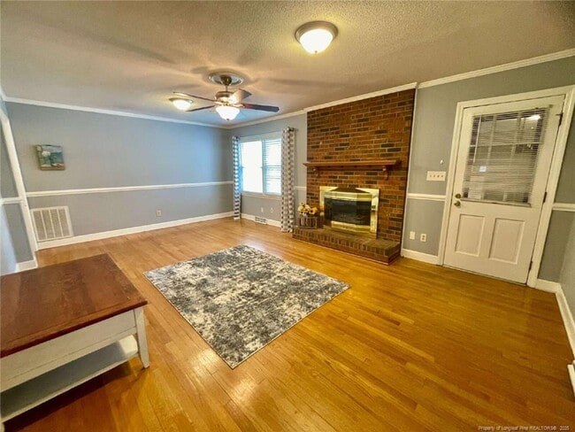 Building Photo - 2514 Dartmouth Dr