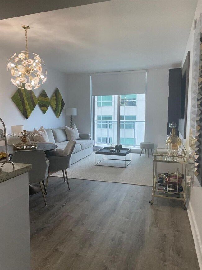 Building Photo - 185 SW 7th St