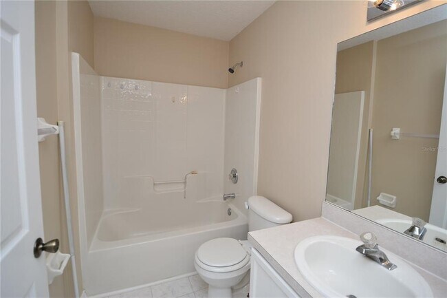 Building Photo - 12 Pine Brook Dr