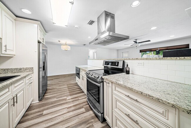 Building Photo - 308 Philadelphia Dr