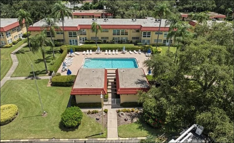 Building Photo - 1845 S Highland Ave