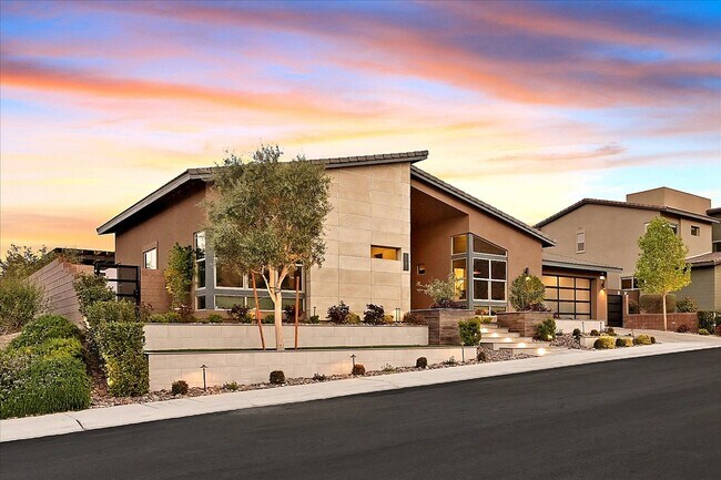 Building Photo - 6690 Interstellar St