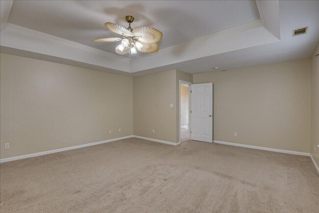 Building Photo - 924 Prairie Cir